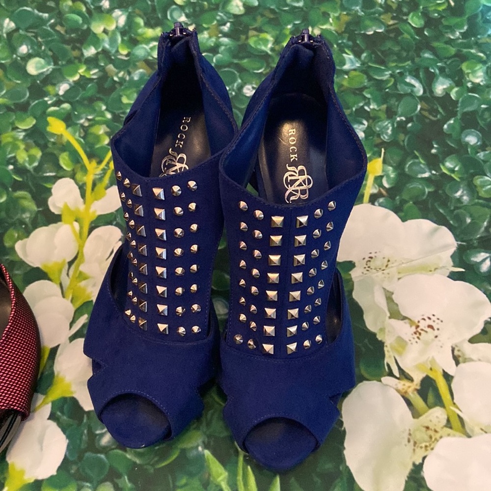 Just Fab/Rock and republic shoes. Three sets - size 8 medium - Picture 3 of 16
